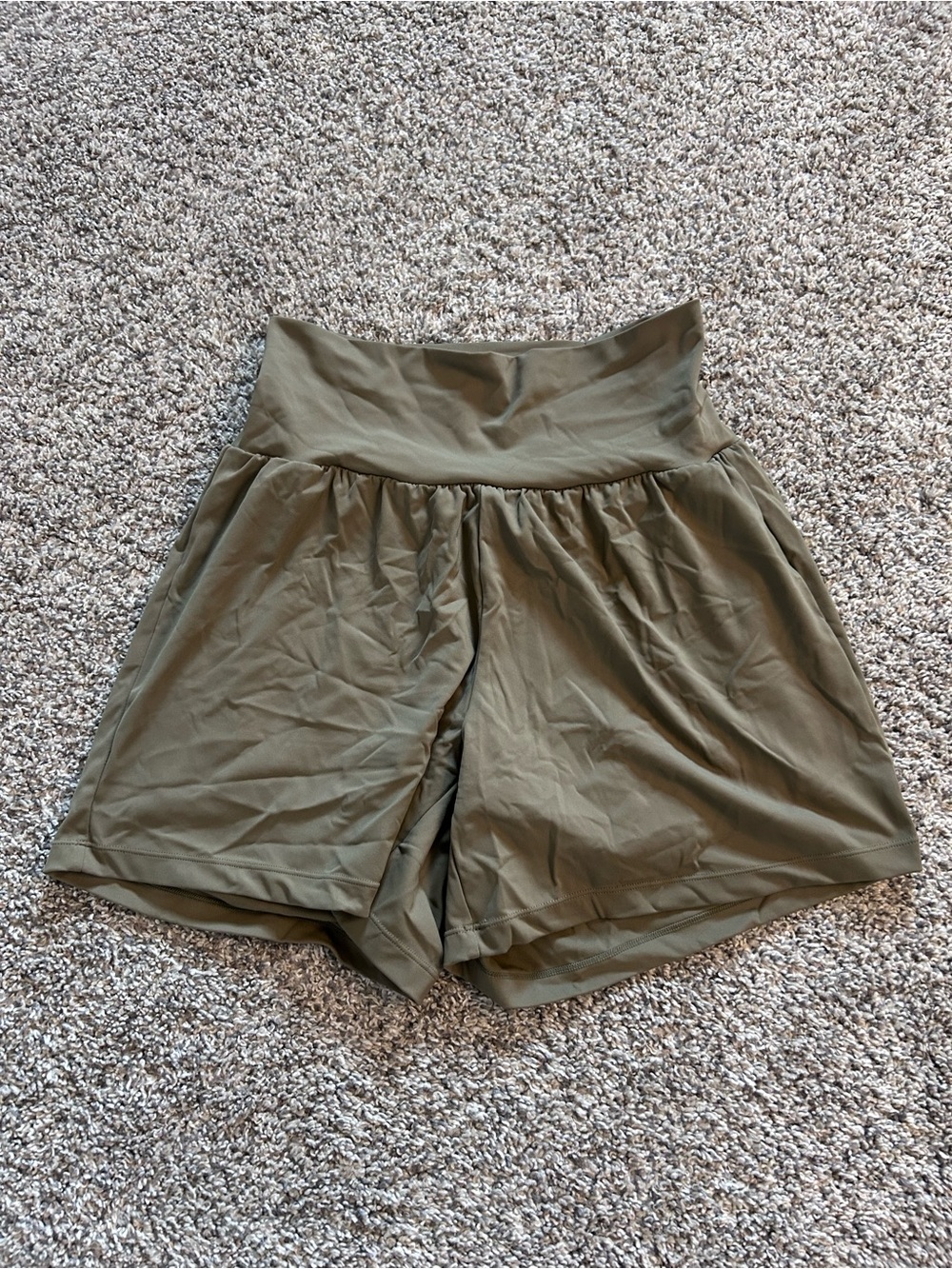 HALARA Olive Green High-Waist Skort
